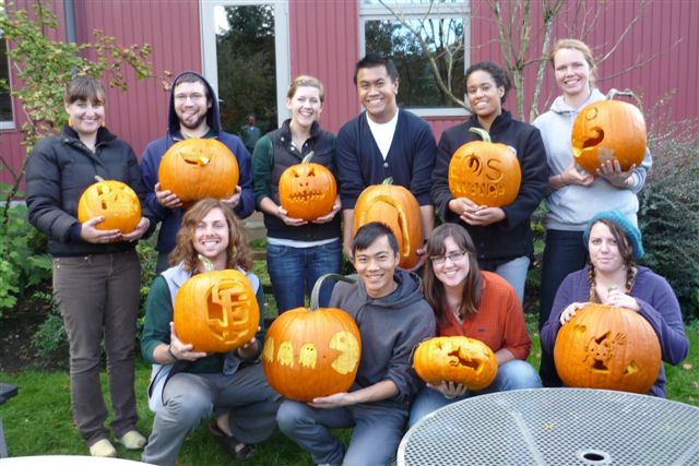 EOS Pumpkin Carvin' Contest 2010